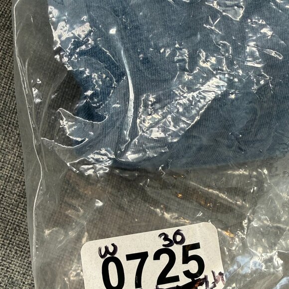 New! (2) Mens Sonoma Goods Essential Tee Shirt Blue & Gray Medium Cotton Blend - Picture 11 of 11